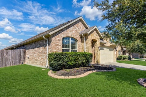 Tiny photo for 18107 Svensson Slade Lane, Houston, TX 77044 (MLS # 70216030)