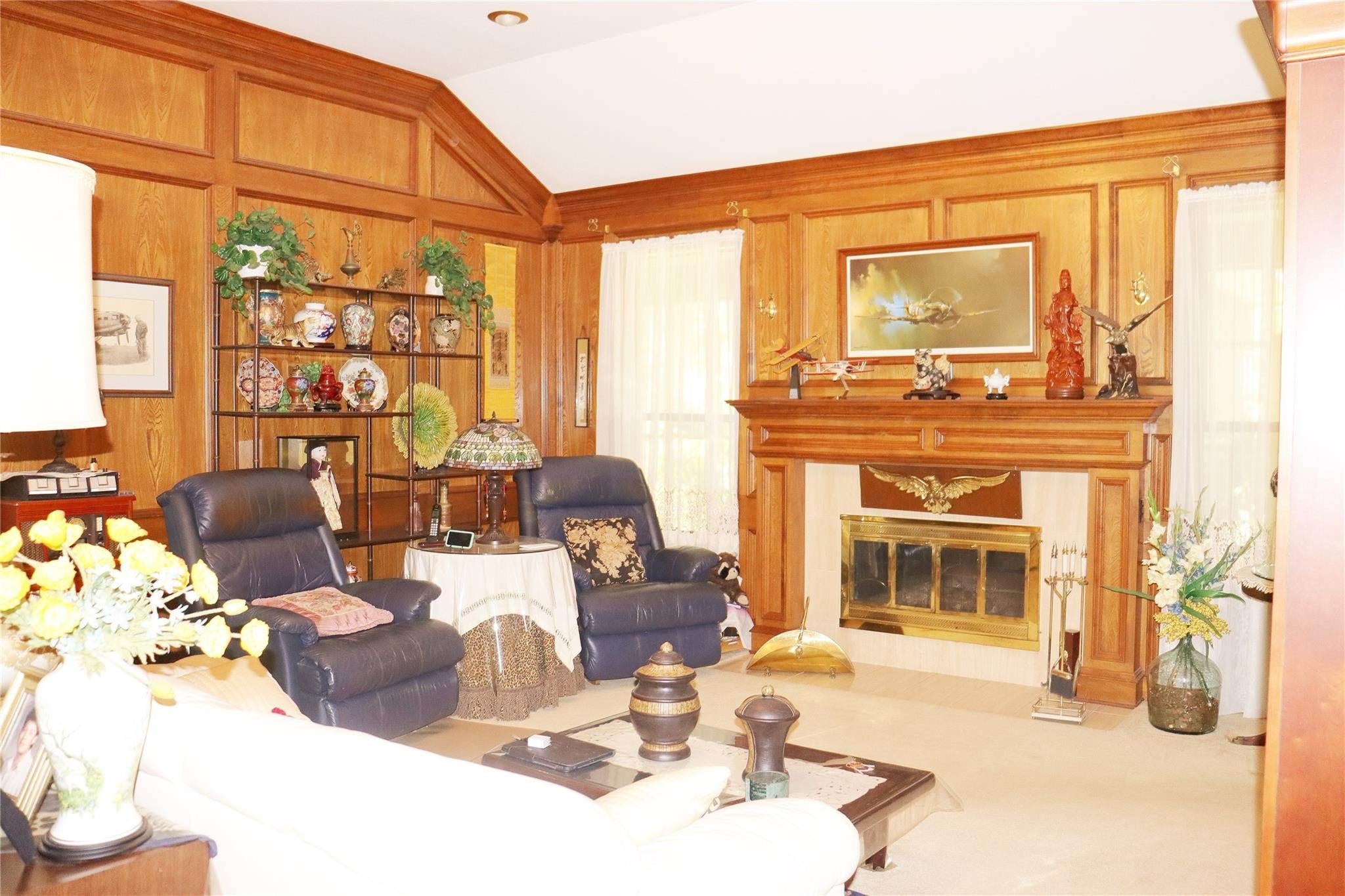 1927 Oak Island Drive