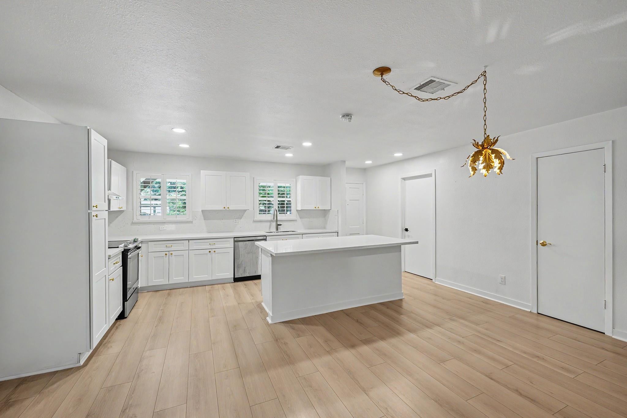 7007 Sharpview Drive