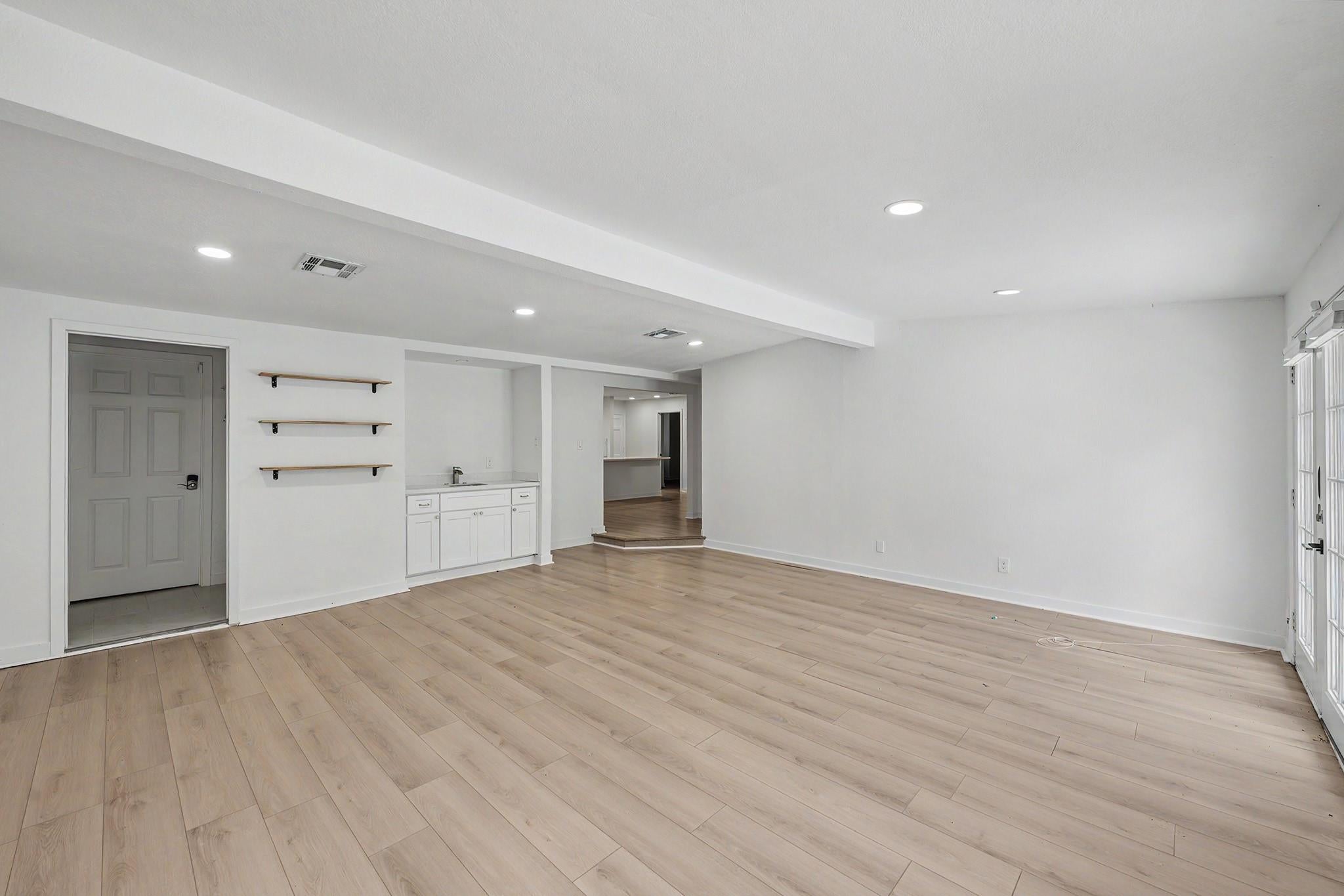 7007 Sharpview Drive