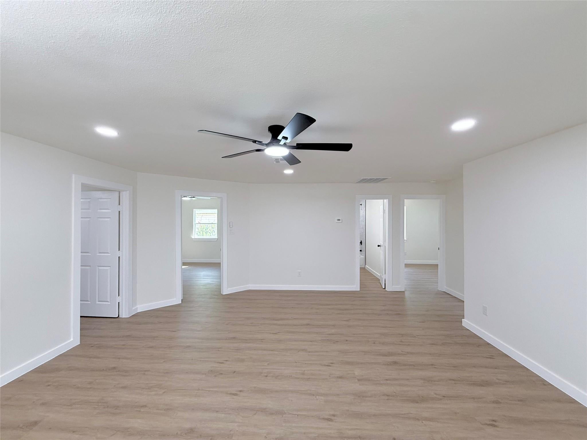 3418 Oleander Avenue