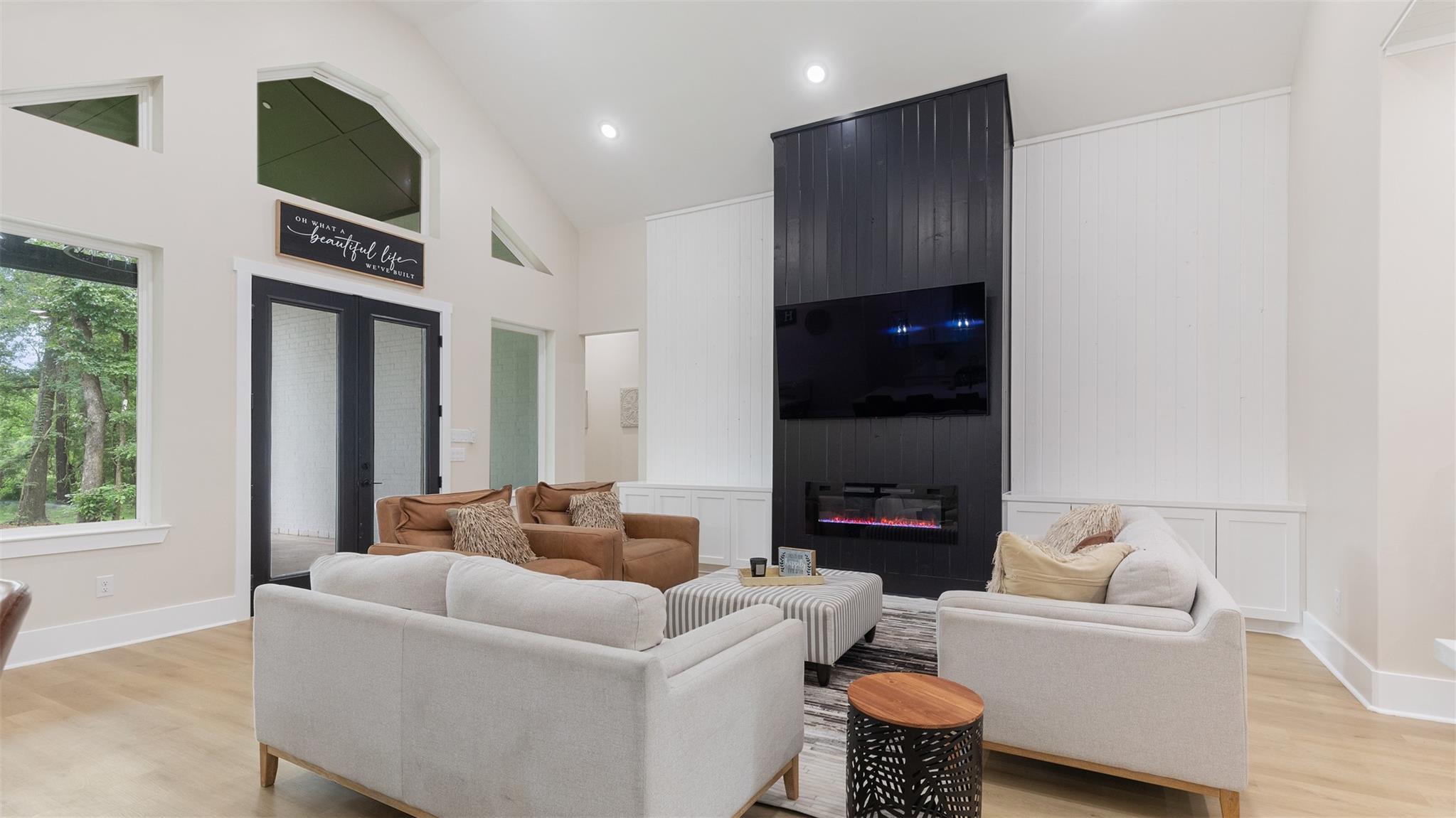 7321 Ponderosa Dr