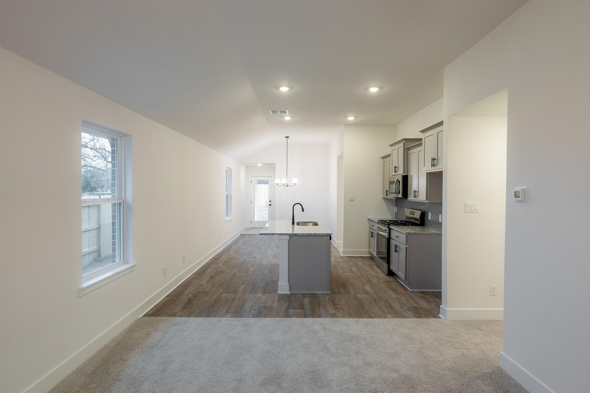 9456 Hard Rock Rd Boulevard