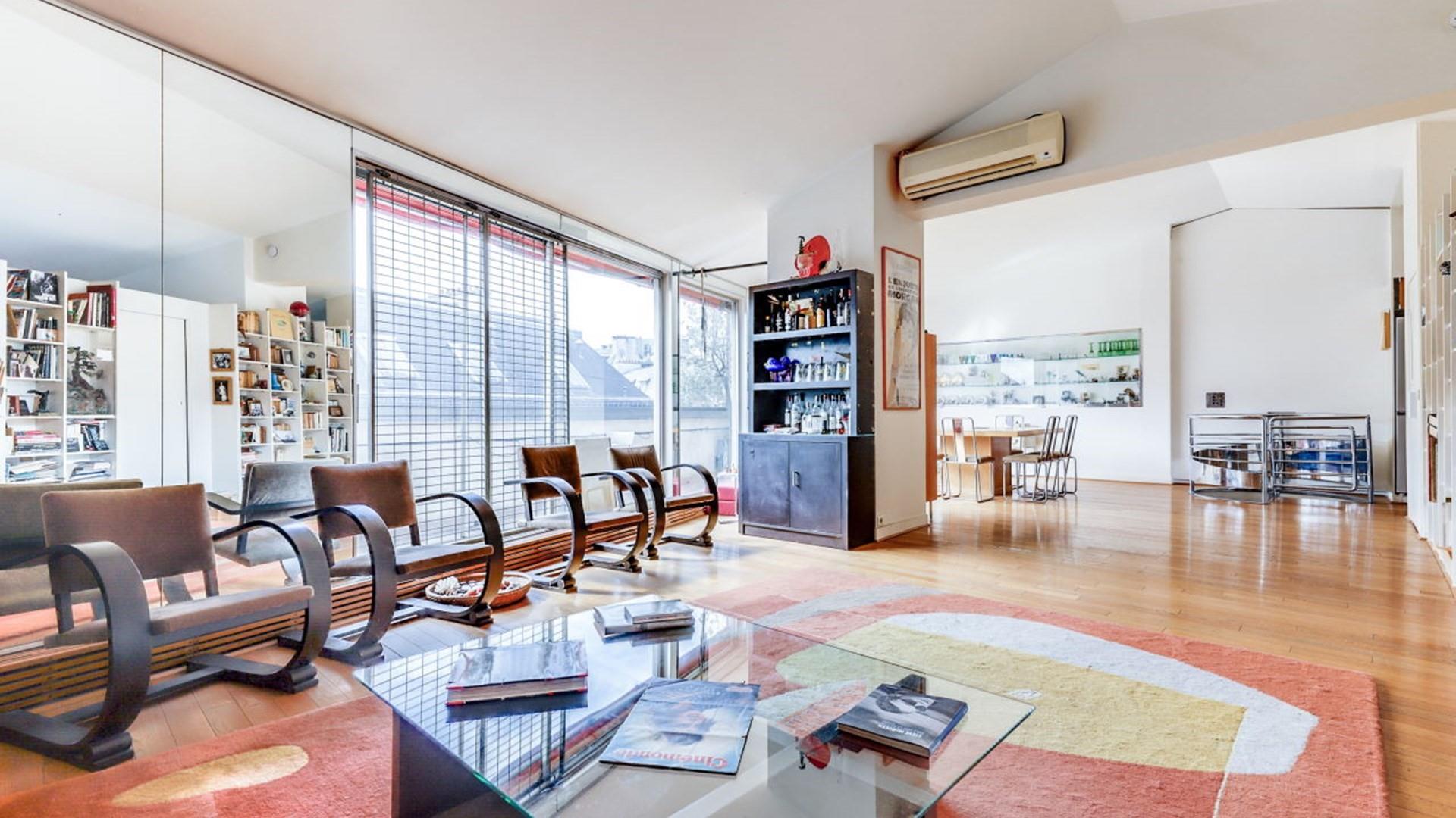 1208 Boulevard Saint Germain