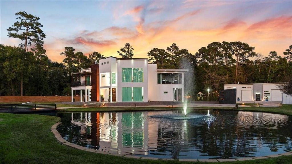 Photo of 30400 Highland Boulevard, Magnolia, TX 77354 (MLS # 26448165)