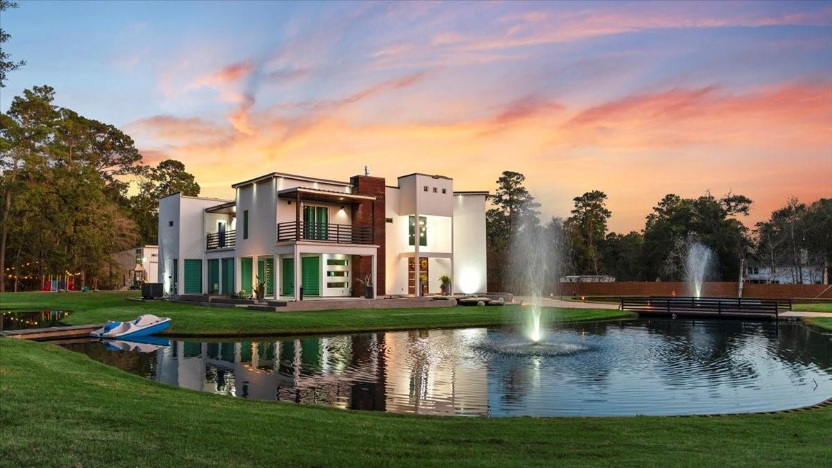 30400 Highland Boulevard