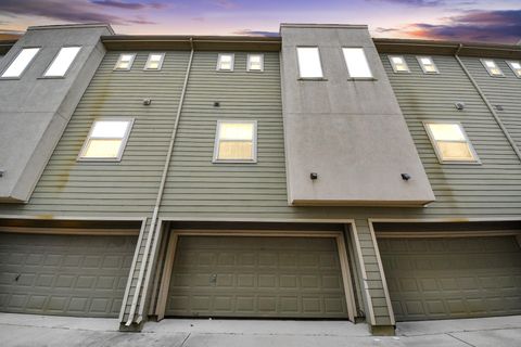 Photo of 1403 Delano Street #6, Houston, TX 77003 (MLS # 87166417)