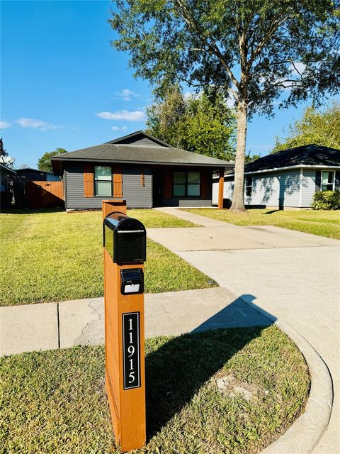 Photo of 11915 Greenmesa Drive, Houston, TX 77044 (MLS # 47338816)