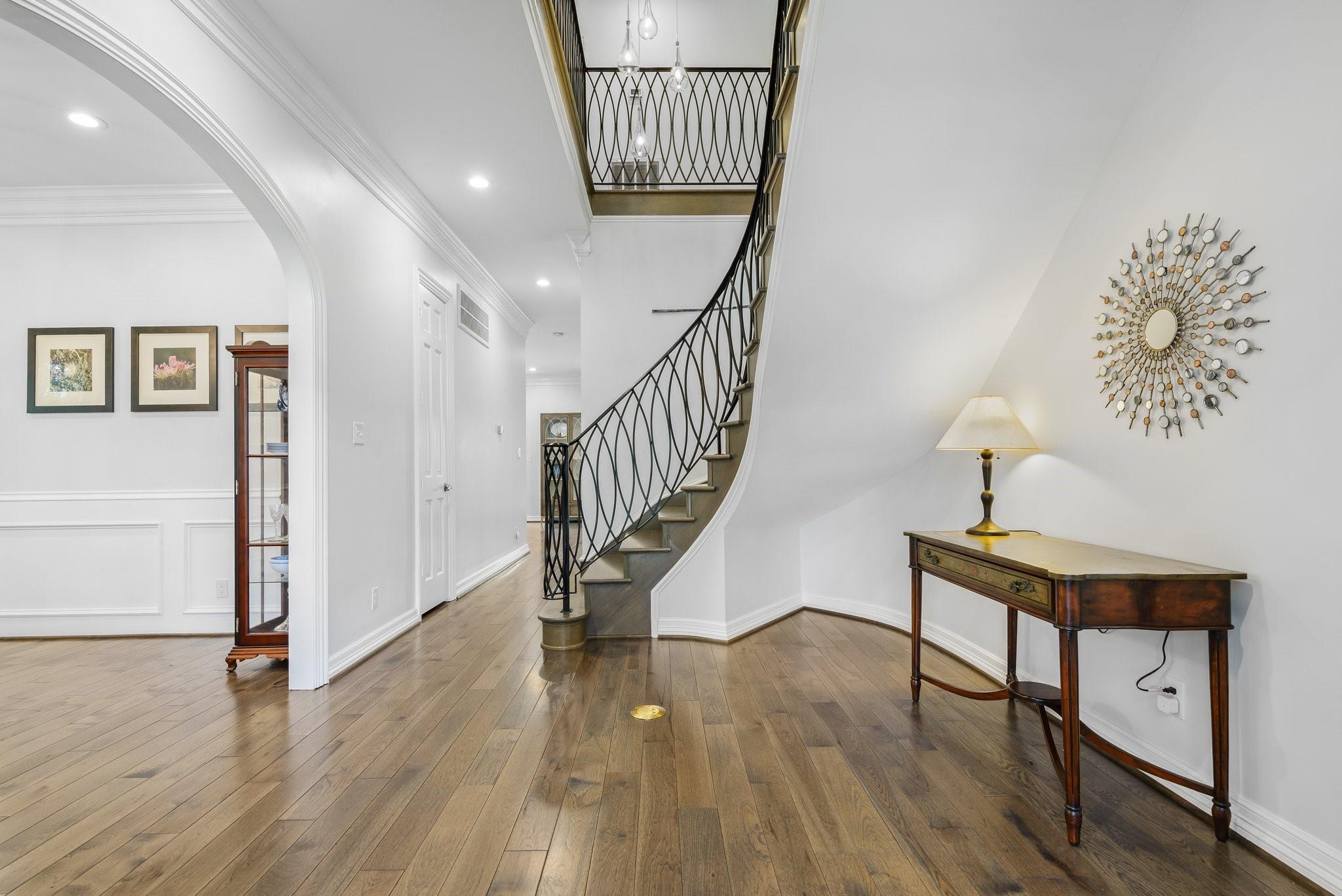 706 Mulberry Lane