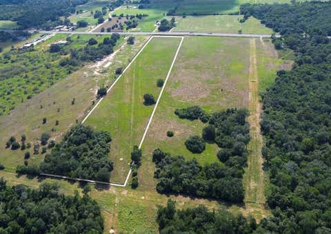 Photo of TBD Us Highway 77s, Hallettsville, TX 77964 (MLS # 25651682)
