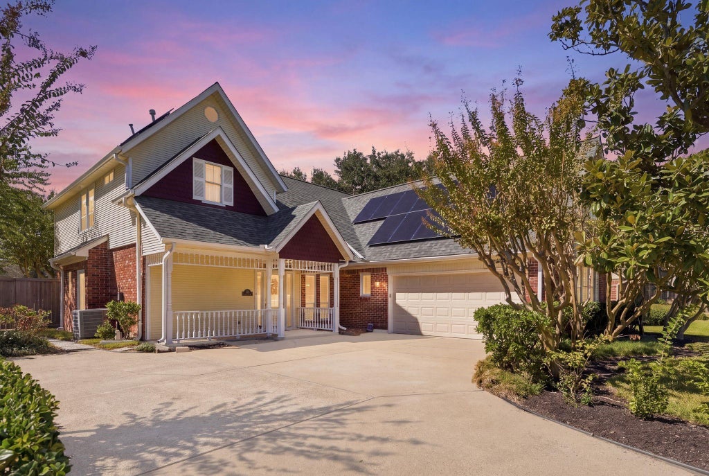 Photo of 15039 Coral Sands Drive, Houston, TX 77062 (MLS # 96000681)