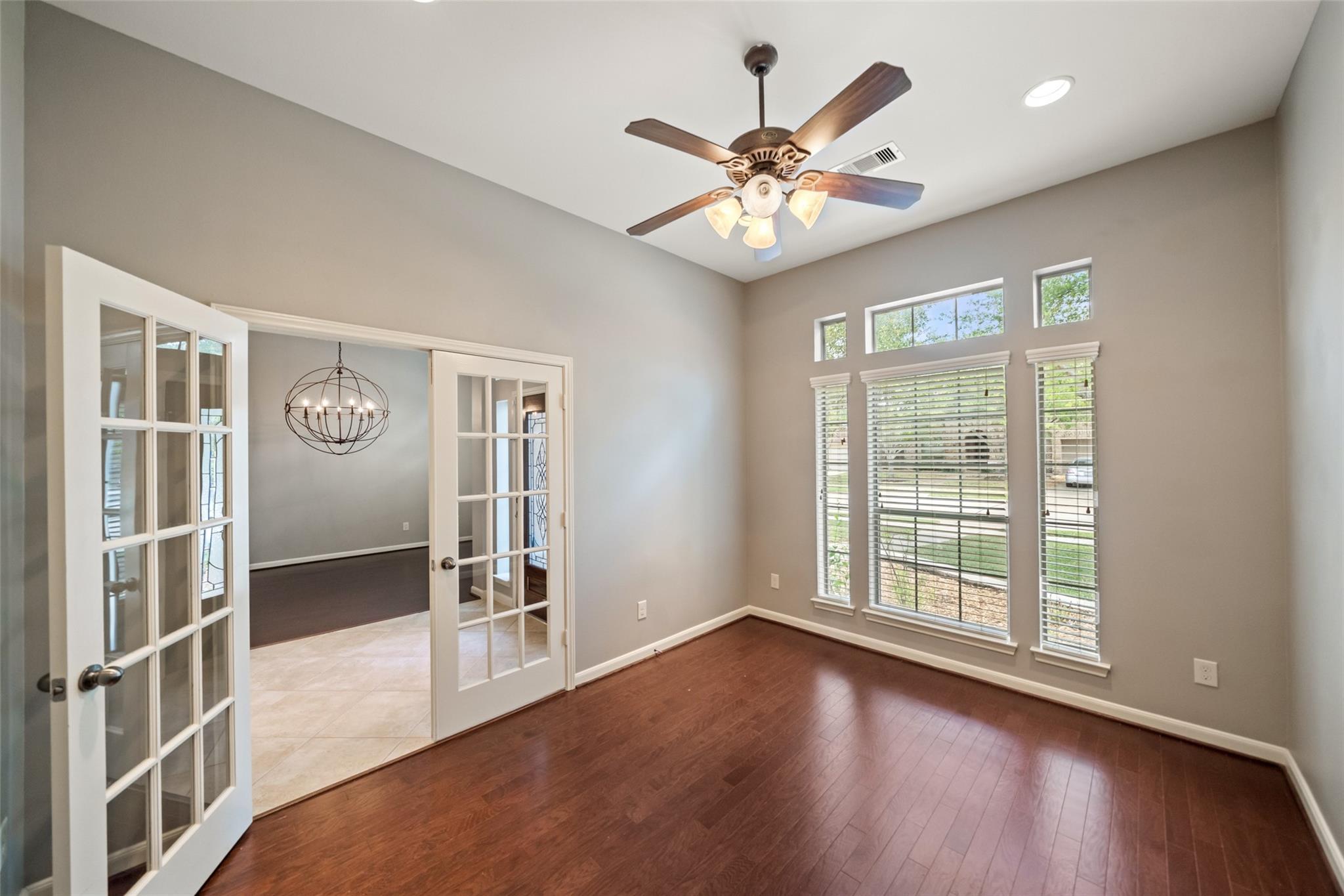 2818 Red Maple Drive