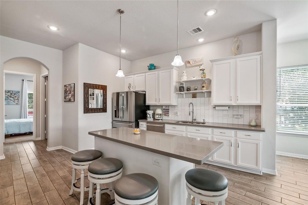 Photo of 1113 San Jacinto Street, La Porte, TX 77571 (MLS # 5774200)