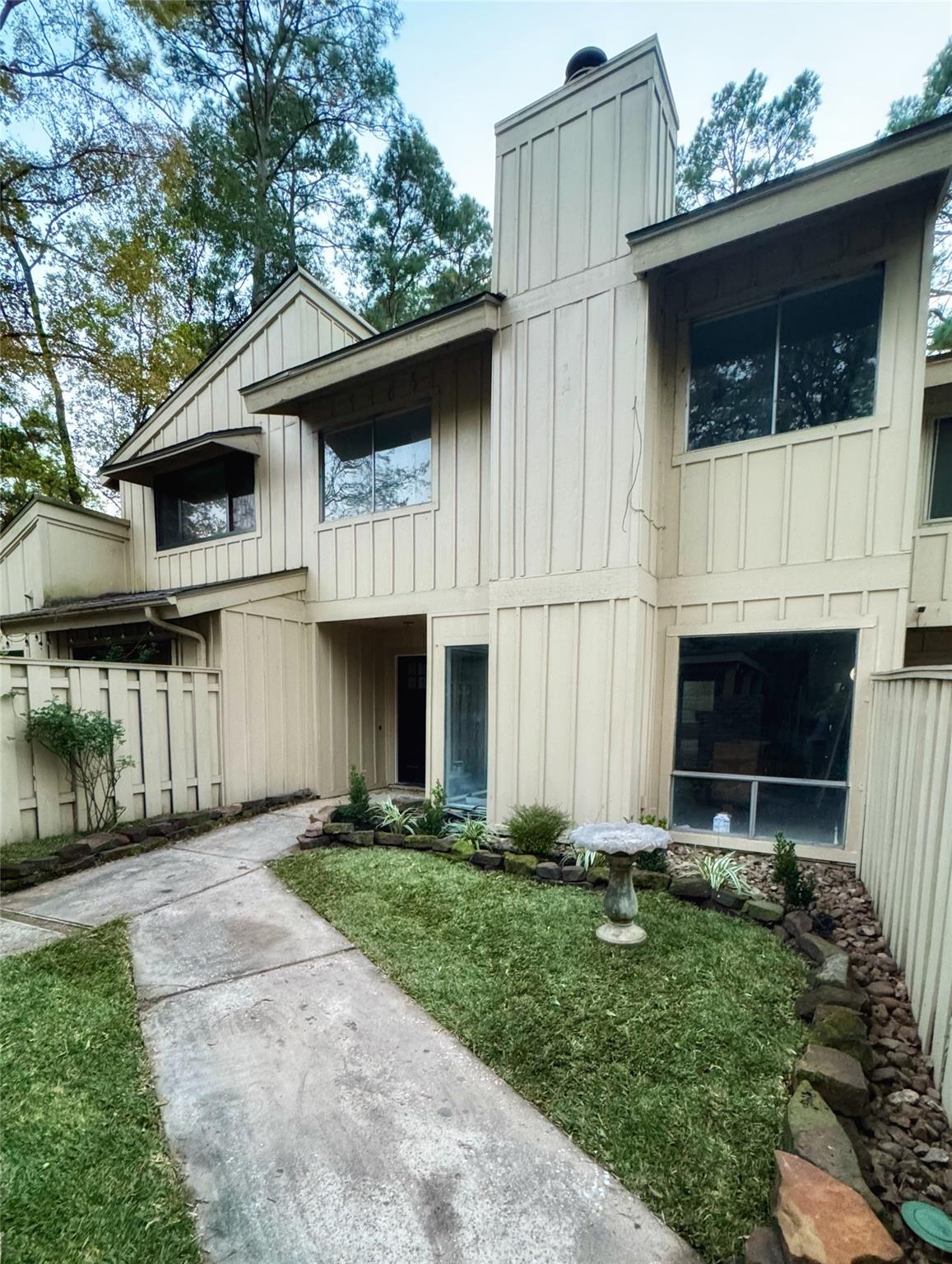 2329 W Settlers Way
