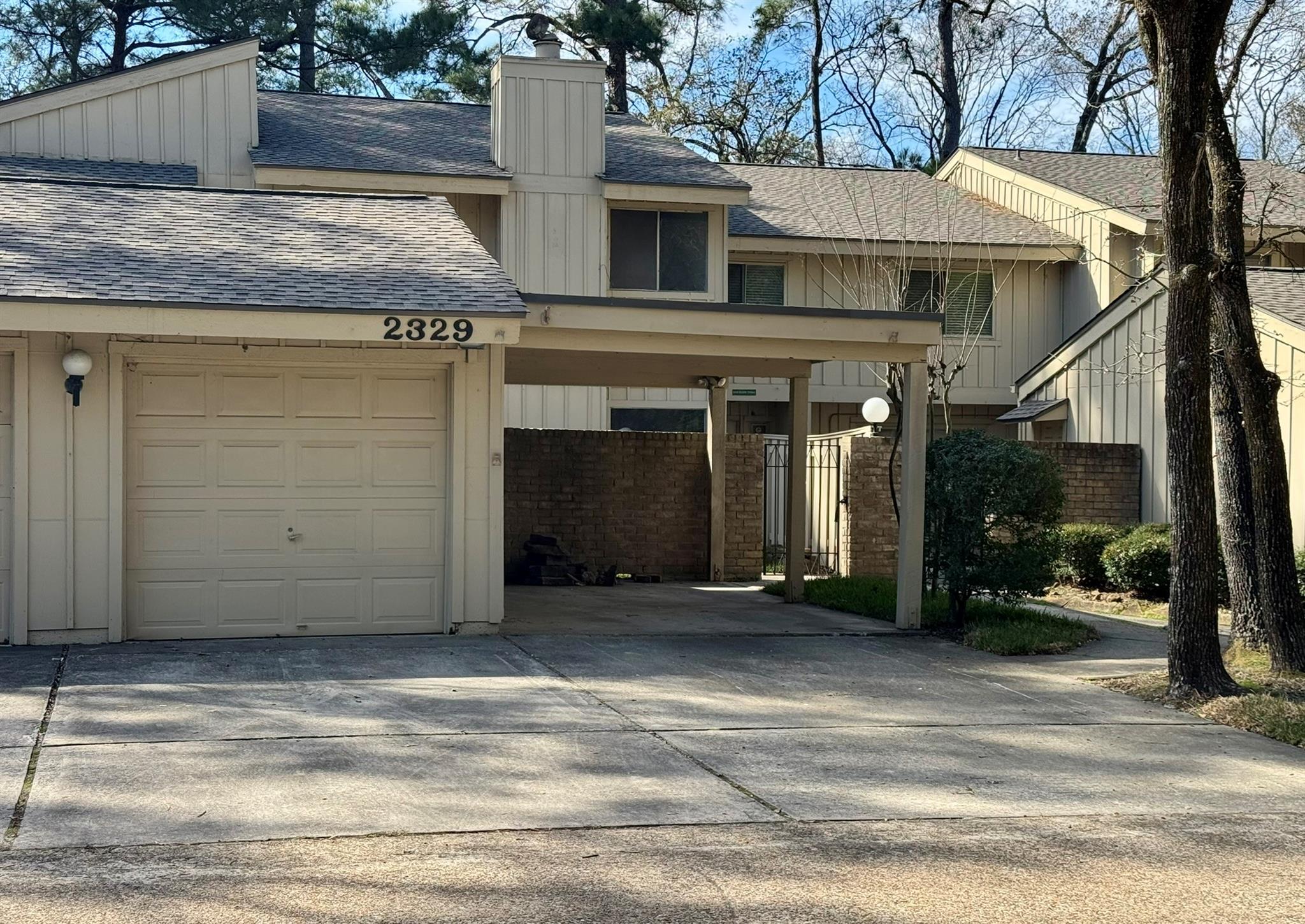 2329 W Settlers Way