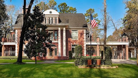 38 Grogans Point Road The Woodlands TX 77380