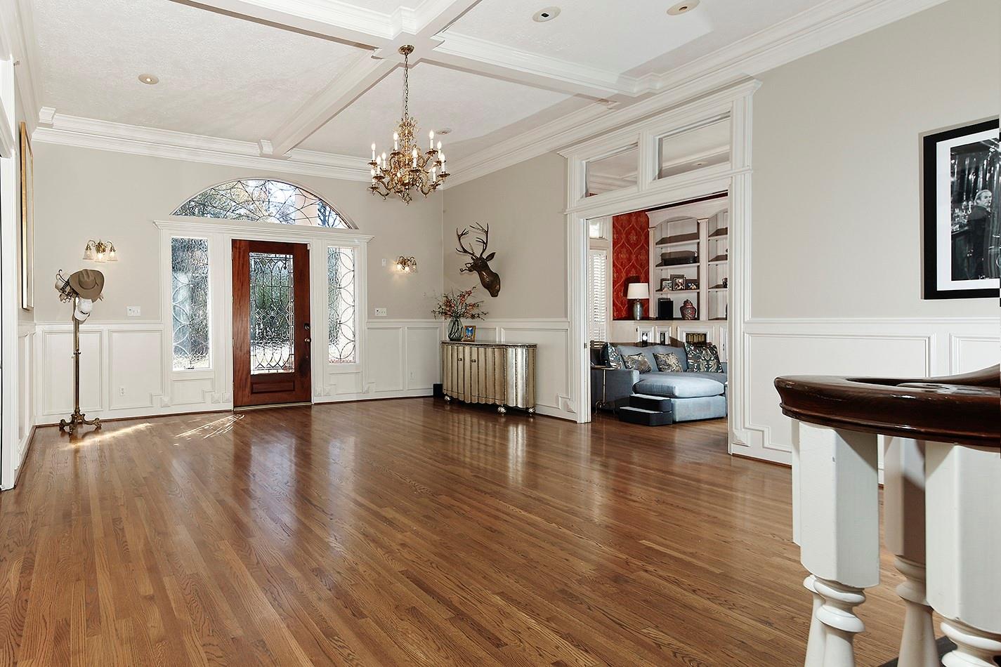 38 Grogans Point Road