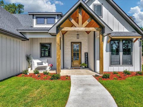 Photo of 107 Evergreen Lane, Lufkin, TX 75904 (MLS # 12371469)