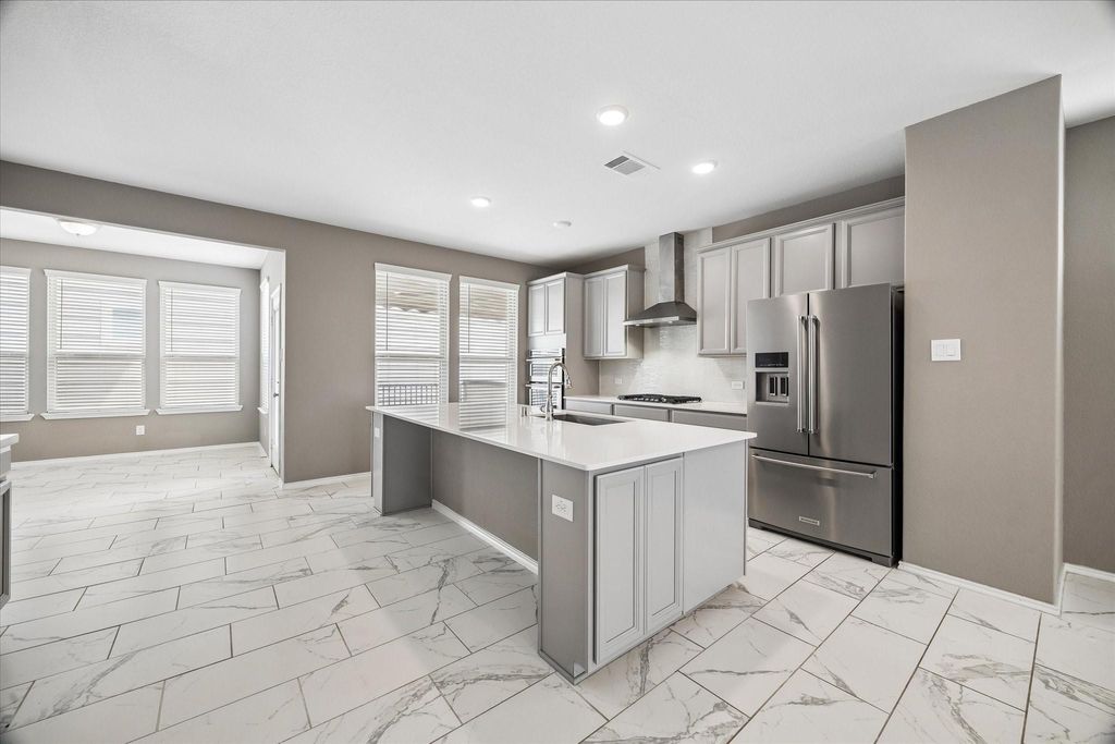 Photo of 8612 Cedardale Park Drive, Houston, TX 77063 (MLS # 90917752)