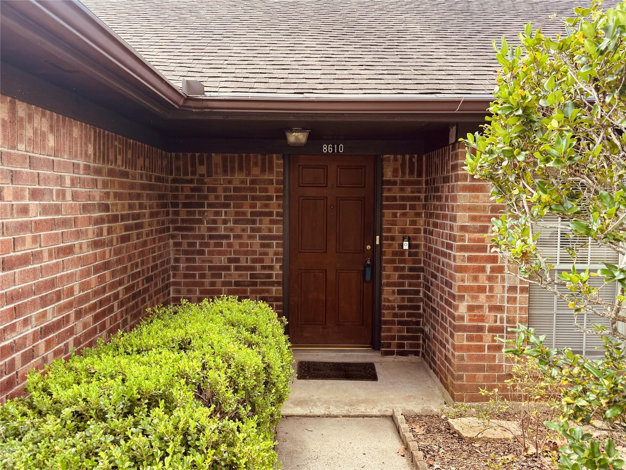8610 Old Maple Lane