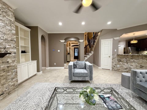 Photo of 4406 Oak Trail Court, Sugar Land, TX 77479 (MLS # 83220440)
