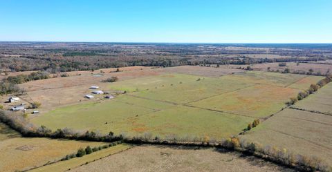 Photo of 596 County Road 3057, Crockett, TX 75835 (MLS # 11955392)