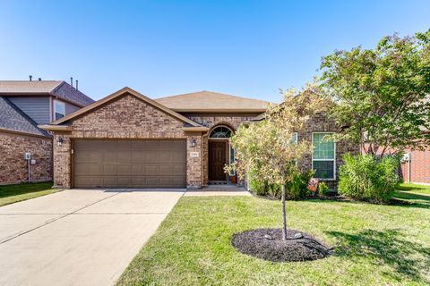 Photo of 3515 Tall Sycamore Trail Trail, Katy, TX 77493 (MLS # 77202511)