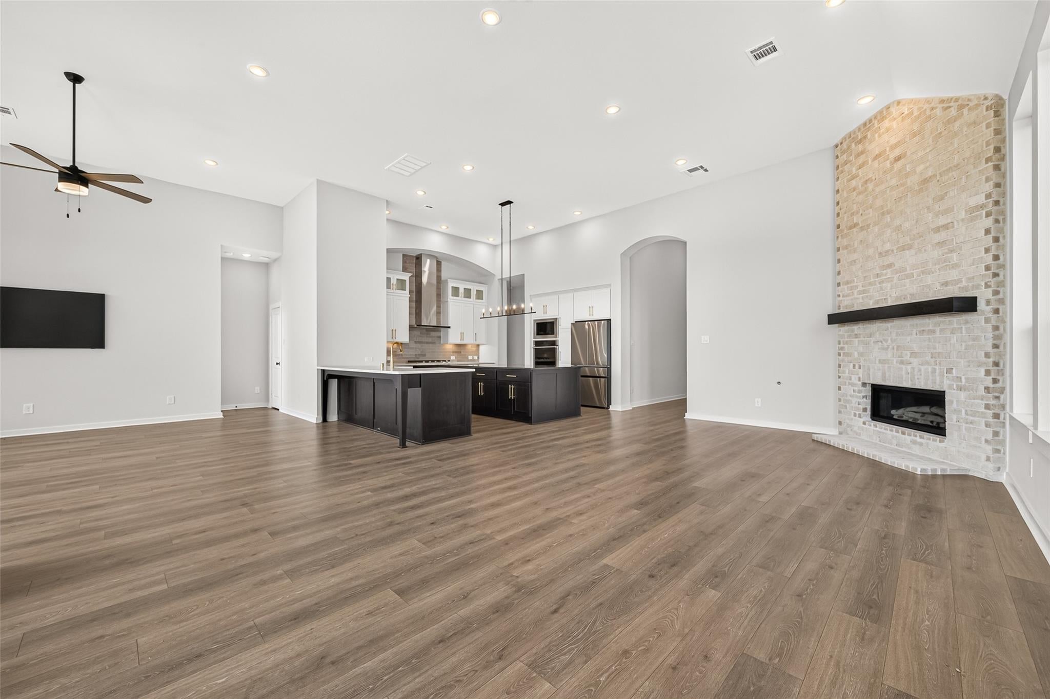 8818 Blue Grotto Lane