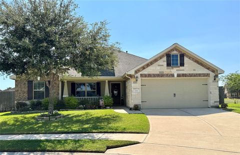 Photo of 616 Dogwood Court, Sealy, TX 77474 (MLS # 2670231)