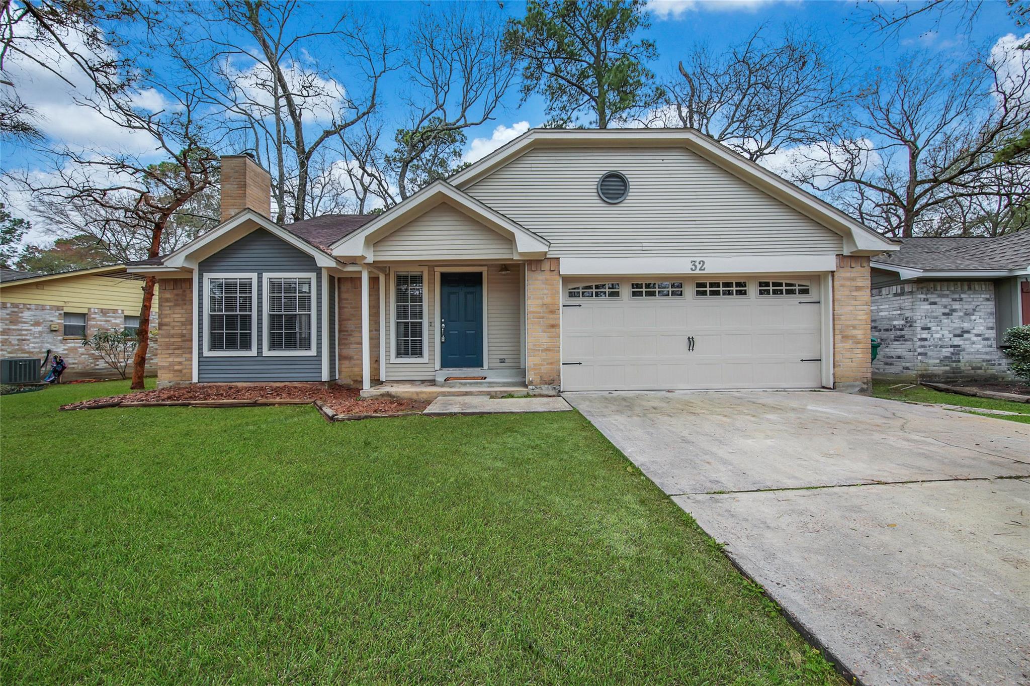 32 E Lance Leaf Road