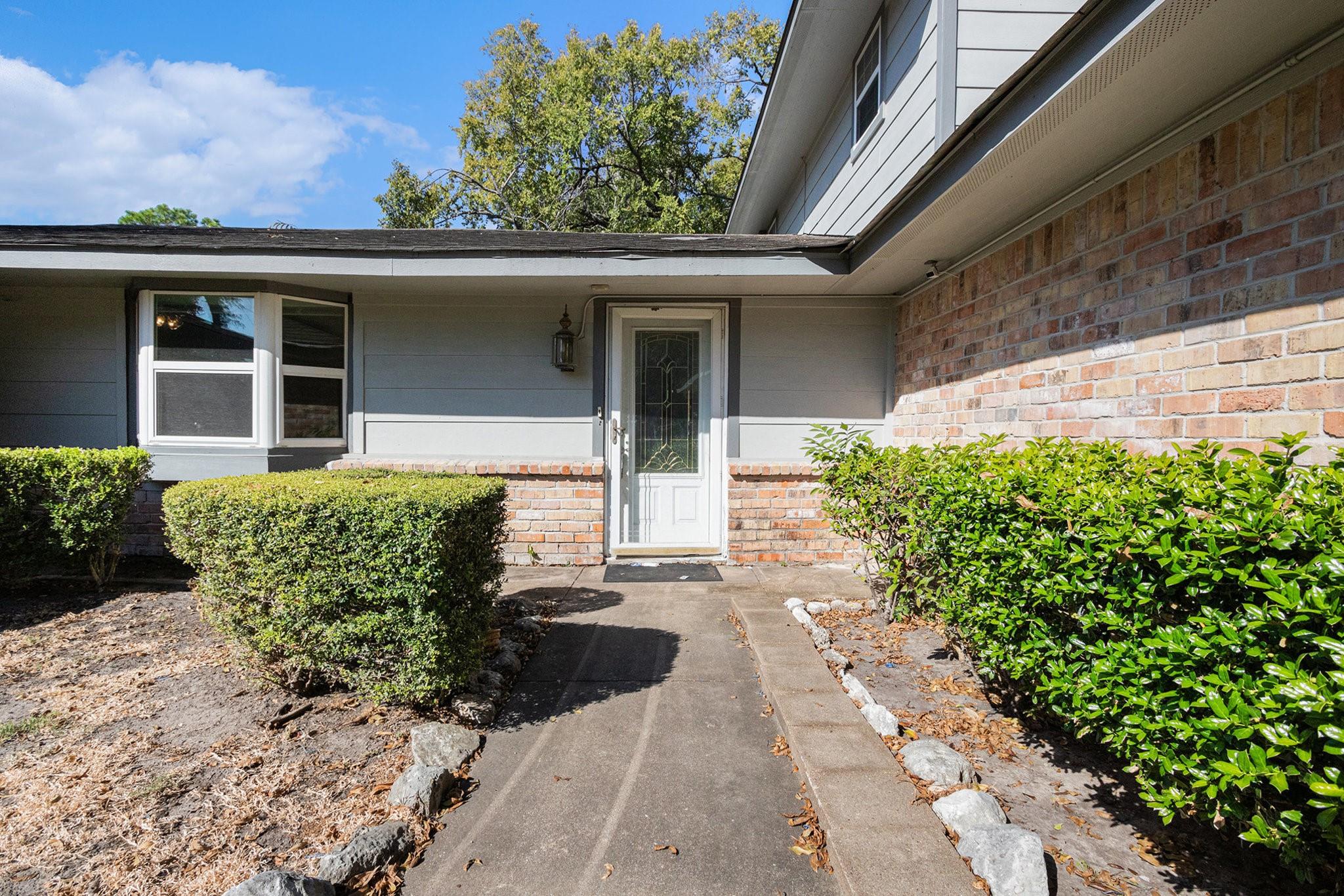 4709 Frontier Drive