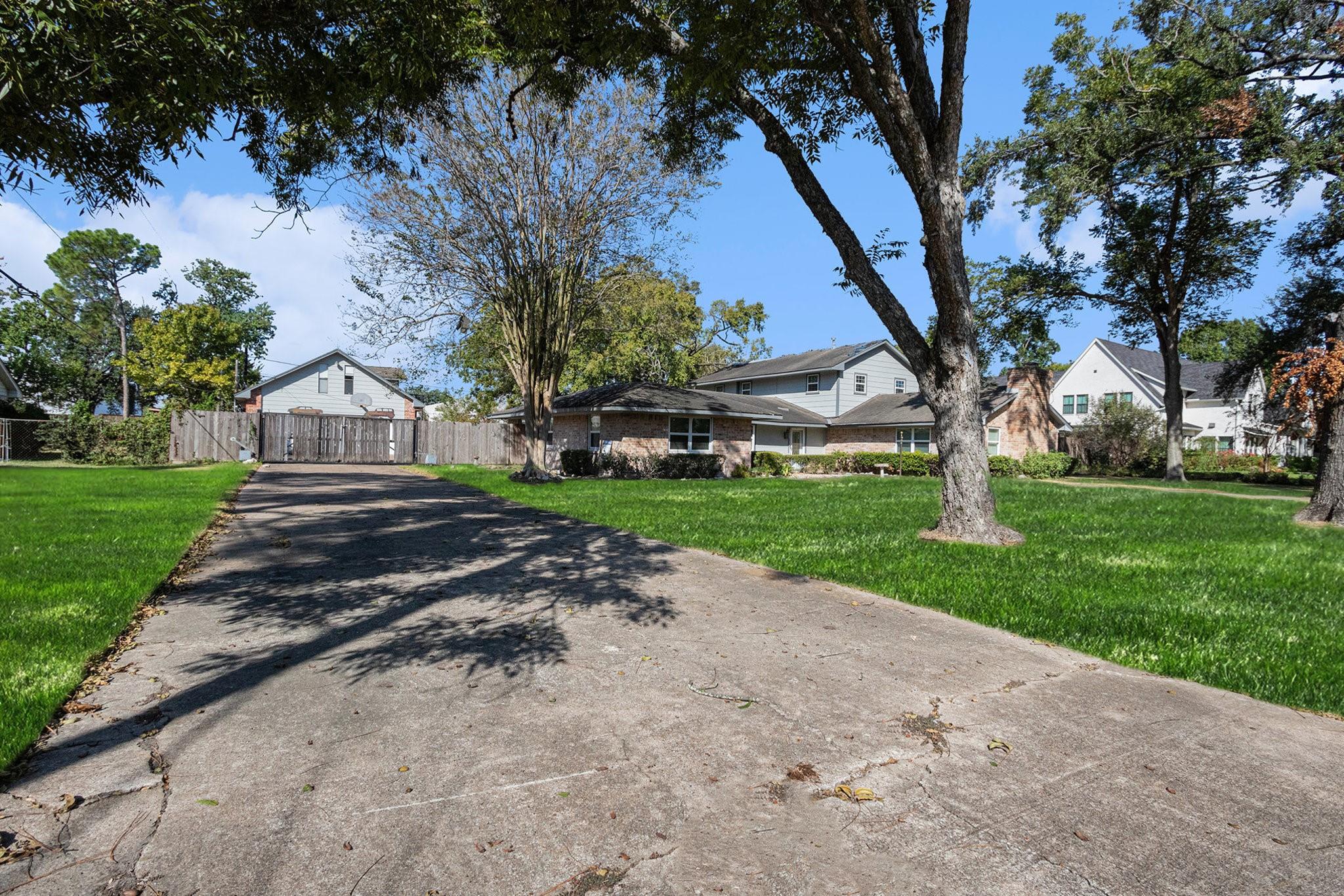 4709 Frontier Drive