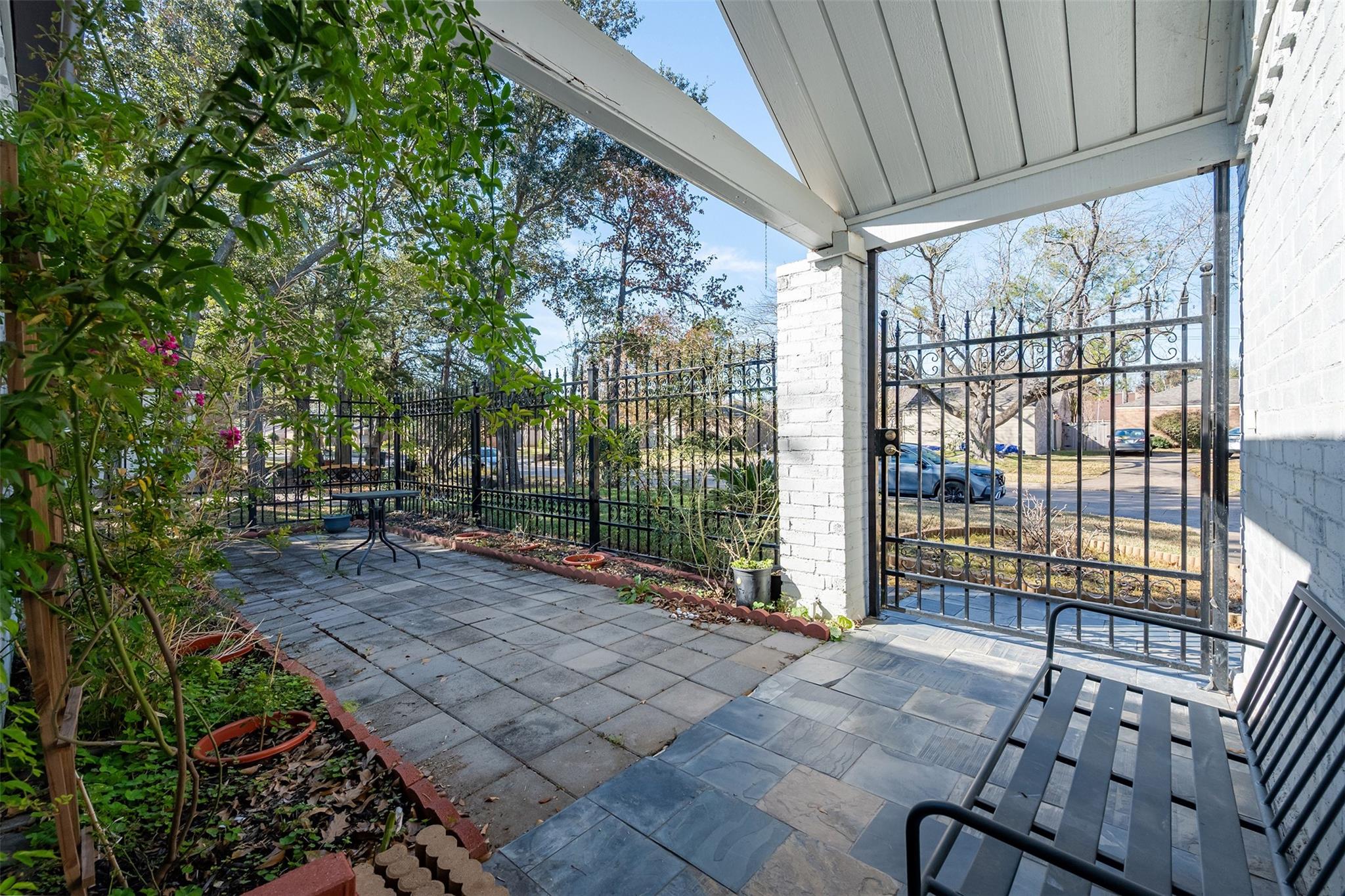 2111 Gray Falls Drive