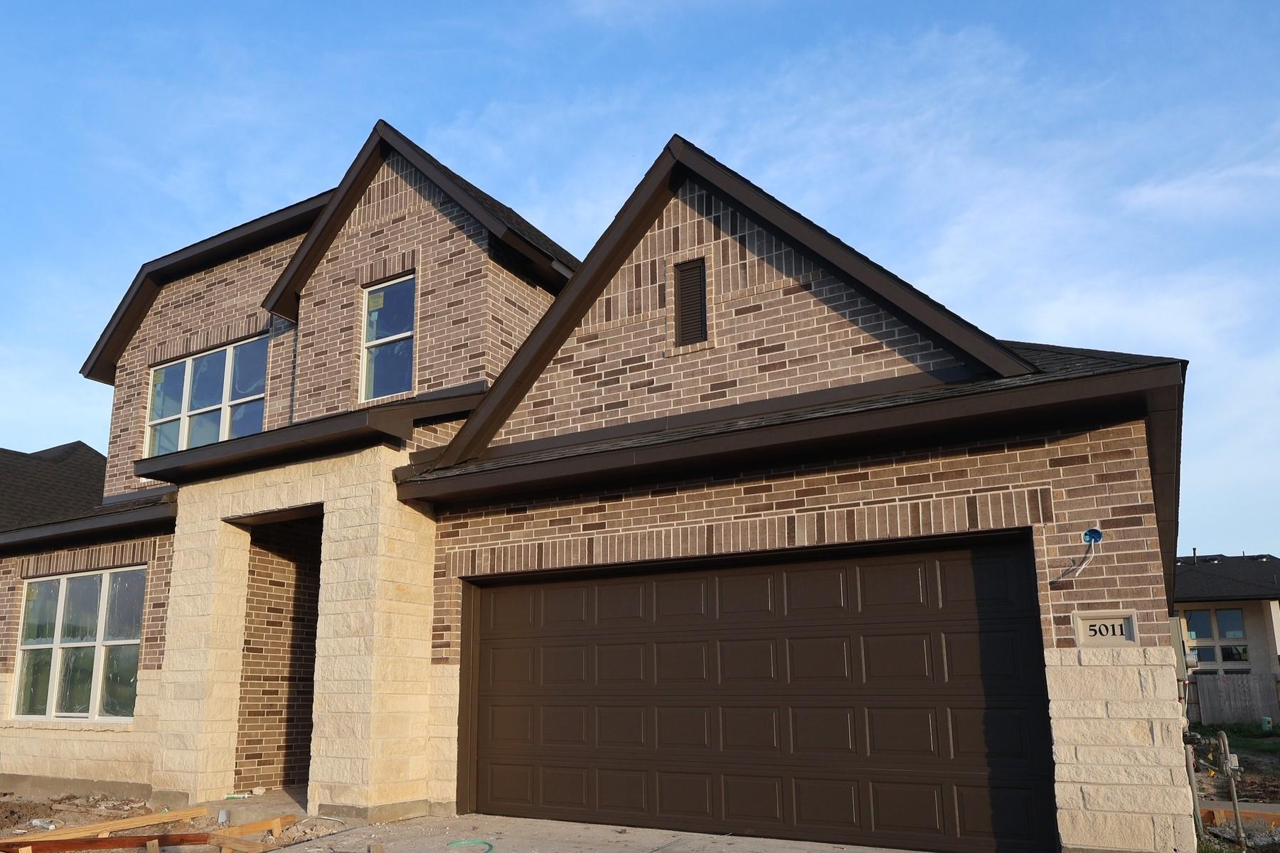 5011 Nesbit Path