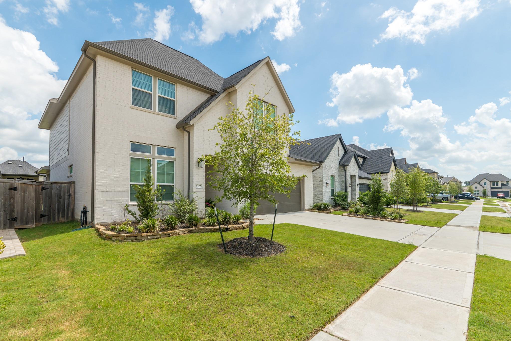 9222 Fury Landing Lane