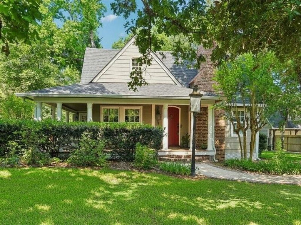 Photo of 1693 Mohawk Drive, Montgomery, TX 77316 (MLS # 40680447)