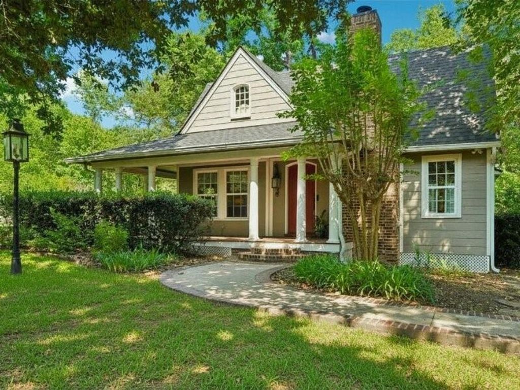 Photo of 1693 Mohawk Drive, Montgomery, TX 77316 (MLS # 40680447)