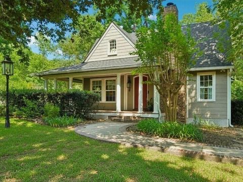 Photo of 1693 Mohawk Drive, Montgomery, TX 77316 (MLS # 40680447)