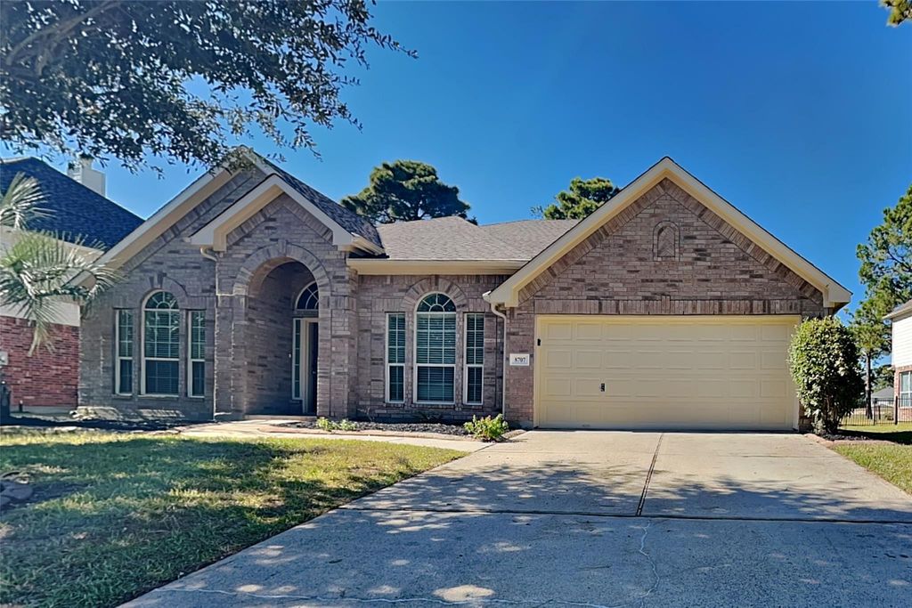 Photo of 8707 Silver Lure Drive, Humble, TX 77346 (MLS # 46224025)