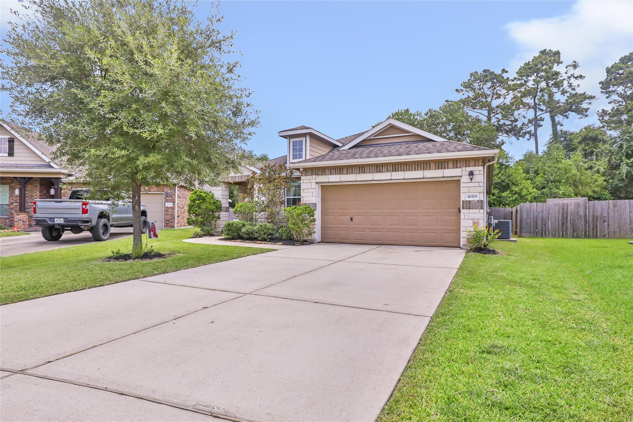 16519 River Wood Court