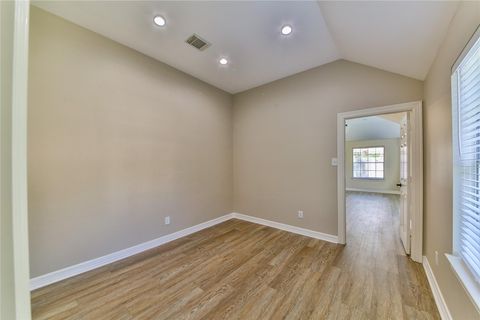 Tiny photo for 4022 Cinnamon Fern Court, Houston, TX 77059 (MLS # 89405737)