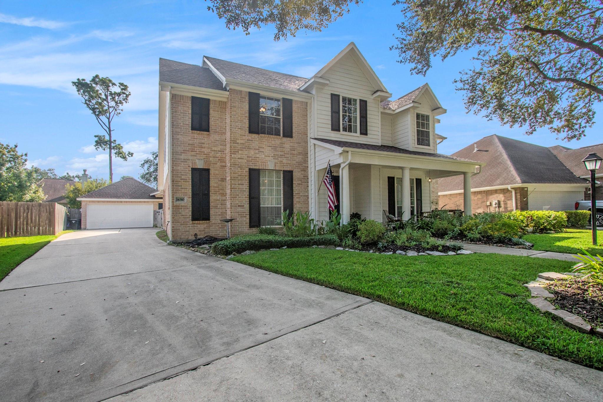 14310 Laurus Estates Lane