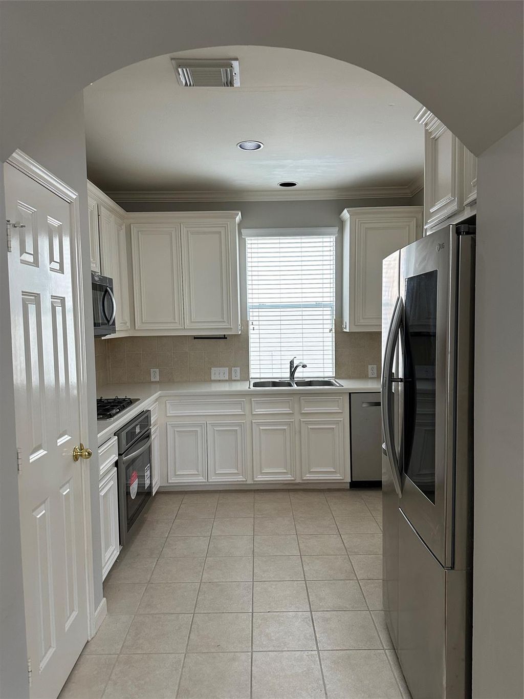 Photo of 4113 Blossom Street #B, Houston, TX 77007 (MLS # 92606372)