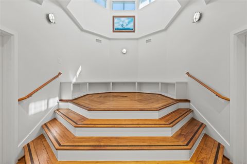 Tiny photo for 1718 Roscoe Street, La Porte, TX 77571 (MLS # 12499138)