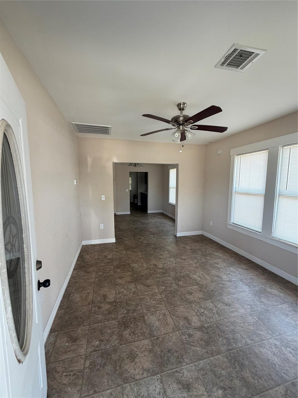 Photo of 6830 Avenue I, Houston, TX 77011 (MLS # 73392150)