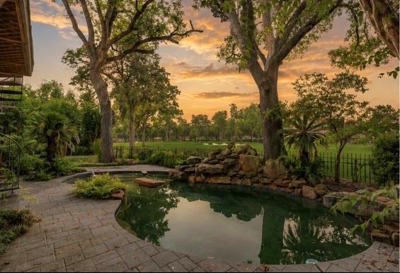 3826 Colony Woods Drive