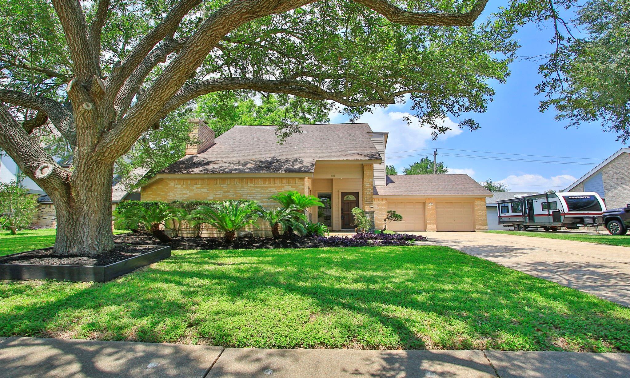 407 Hedgecroft Drive