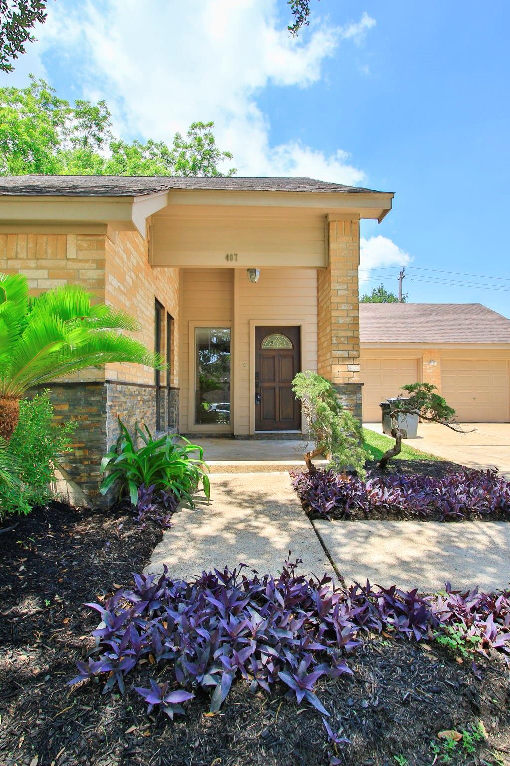 407 Hedgecroft Drive