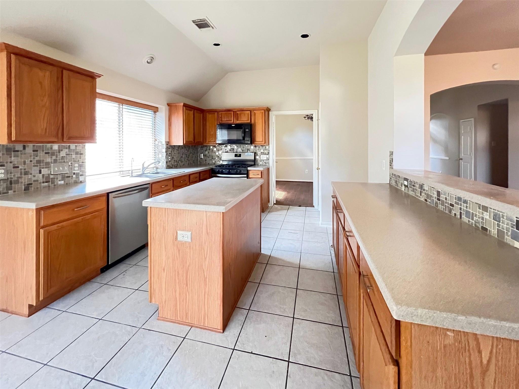 5610 Dunbrook Park Lane
