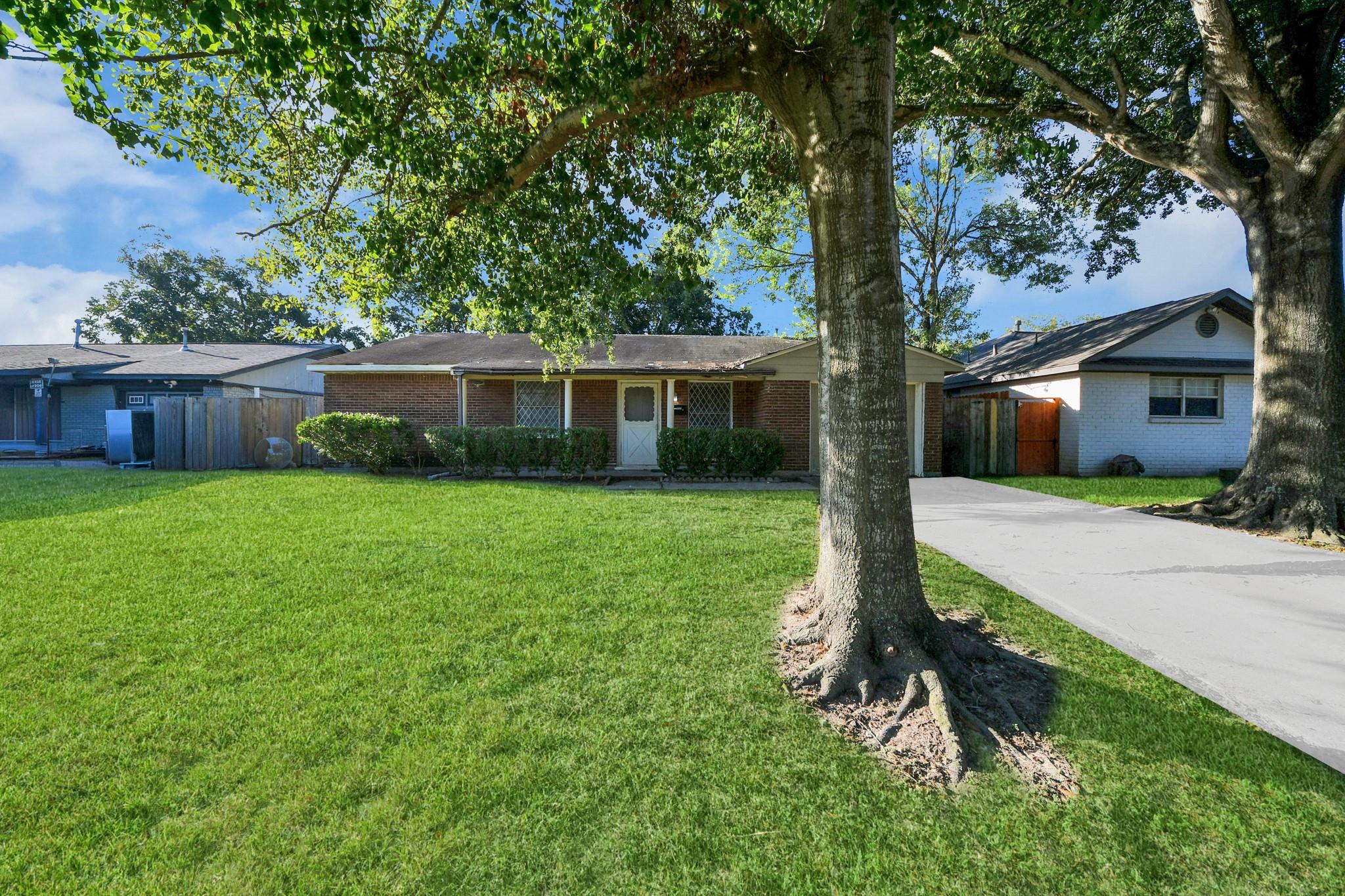 3707 Darlinghurst Drive